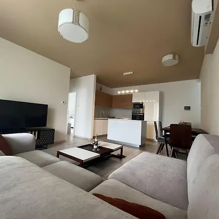 Rezidencia Kmetova So Sukromnym Parkovanim Zdarma, 5 Min Peso Do Centra Apartmán Košice