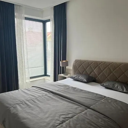 Apartmán Rezidencia Kmetova So Sukromnym Parkovanim Zdarma, 5 Min Peso Do Centra